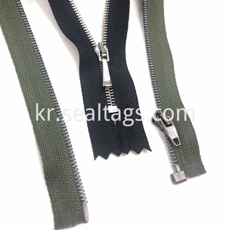 Lockable Zipper Slider